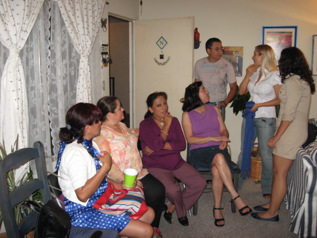 617x456 pixels (124K)